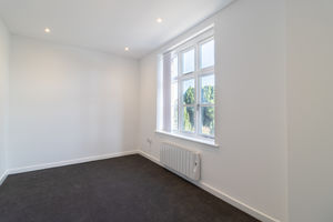 Bedroom - click for photo gallery
